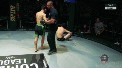 Mason Deless vs Joshua Perreira