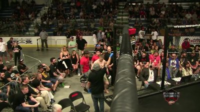 Aaron Hughes vs Anthony Vasta